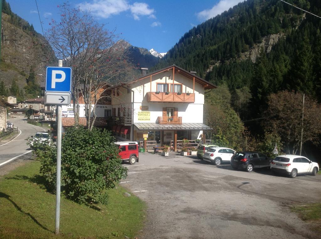 Affittacamere Valle Dorizzo Di Scavoni Paolo Val Dorizzo Eksteriør billede
